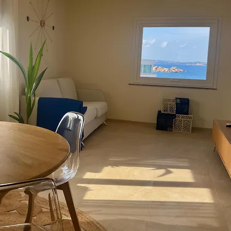 La Dolce In Lägenhet Baja Sardinia